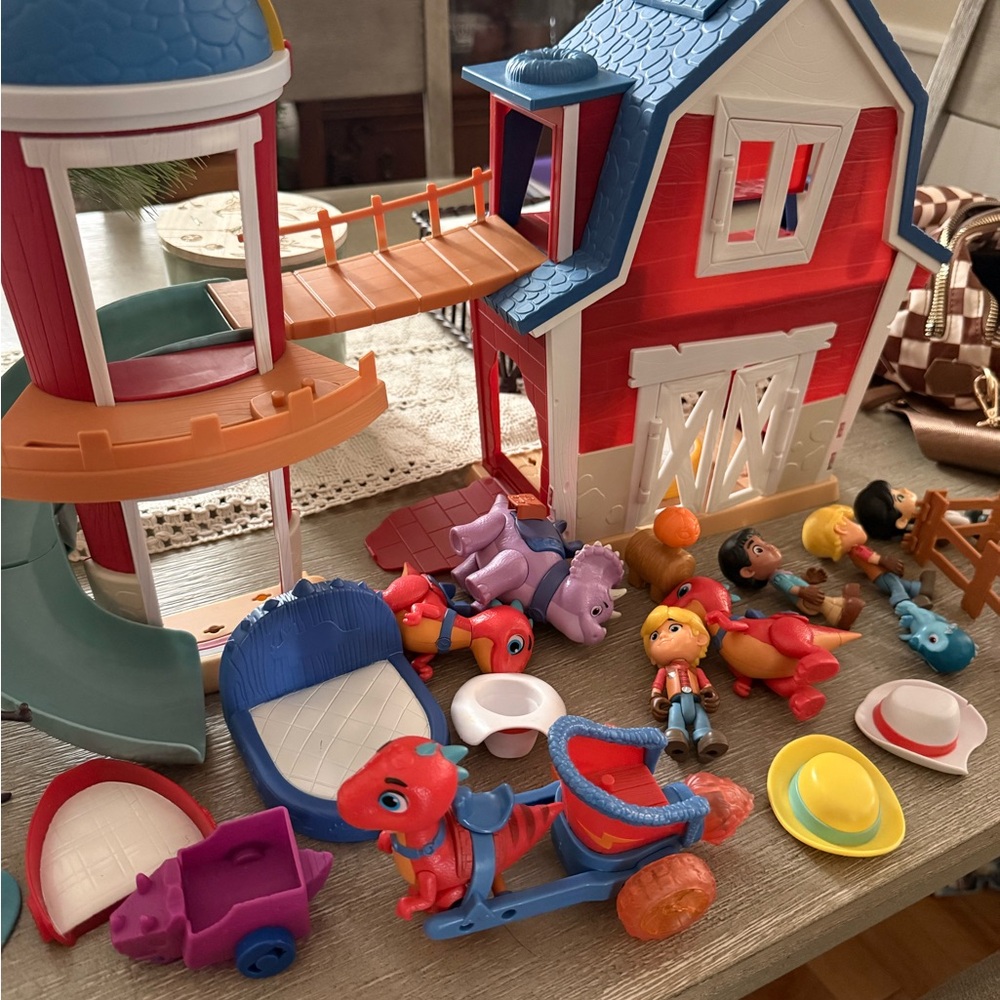 Dino Ranch Farm Playset with Figures